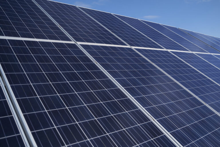 Noticias 1 disposicion de paneles solares de angulo bajo